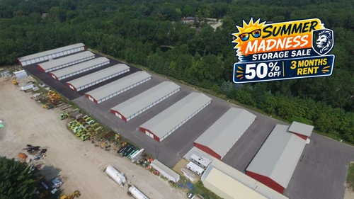 Storage Lion - Ballard Rd, Appleton storage facility exterior view